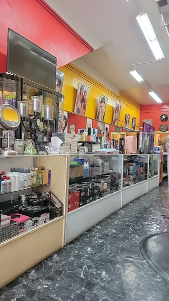 Hollywood Beauty Salon 1