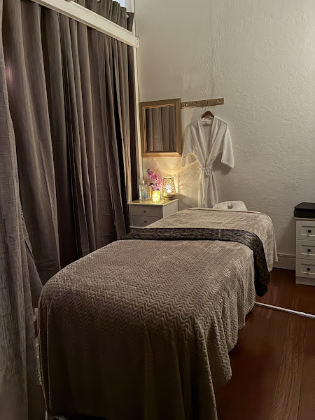 Palms Thai Massage & Wellness 3