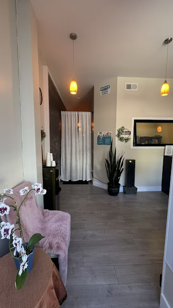 Golden Star Massage Therapy 1