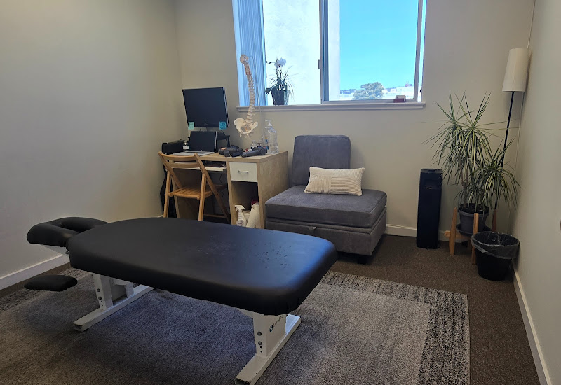 Muscle and Joint Chiropractic 2