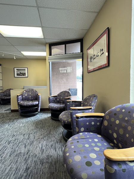 Lock Chiropractic(郭) 3