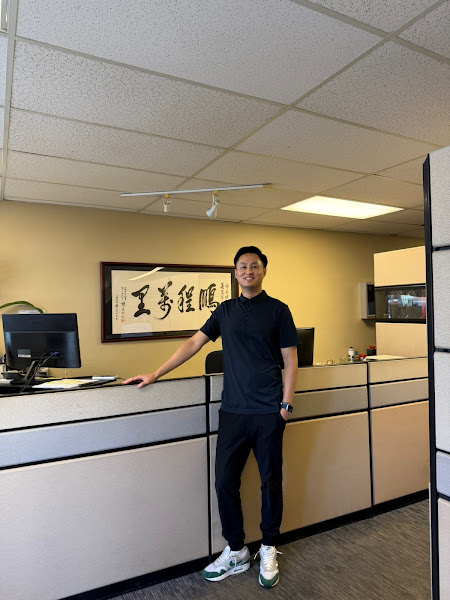 Lock Chiropractic(郭) 4