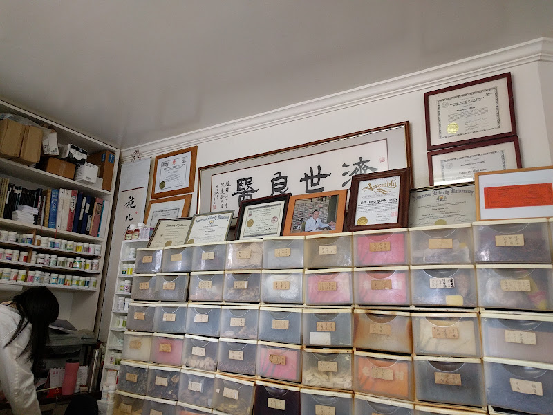 Qing Quan Chen's Clinic 3