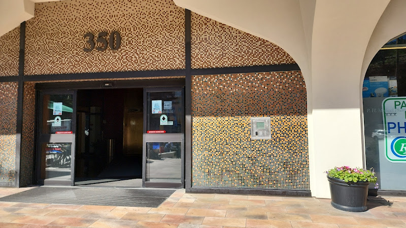 Parnassus Heights Pharmacy 1