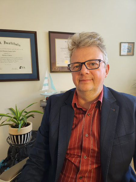 Vladislav Pelevin, CFA, CPA 2