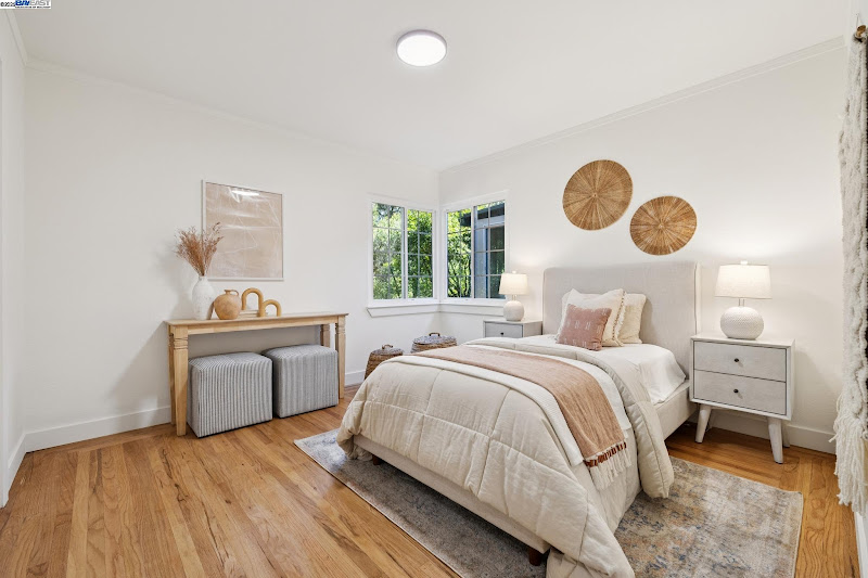 Michelle Kim | Mosaik Real Estate | Top 1% SF Realtor 4