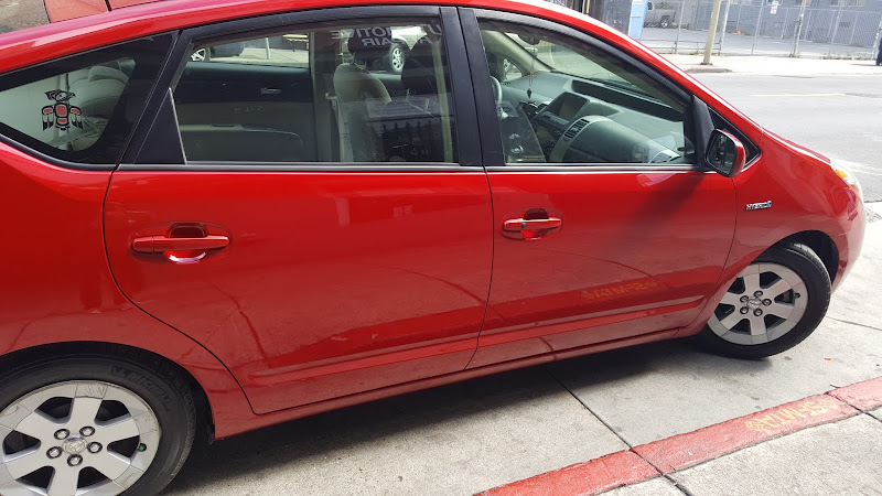 Tam's Auto Body Shop 1