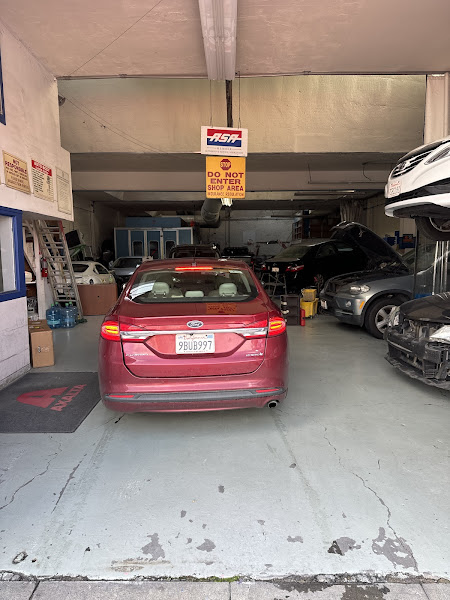 Call Car Collision - Auto Body Shop 3