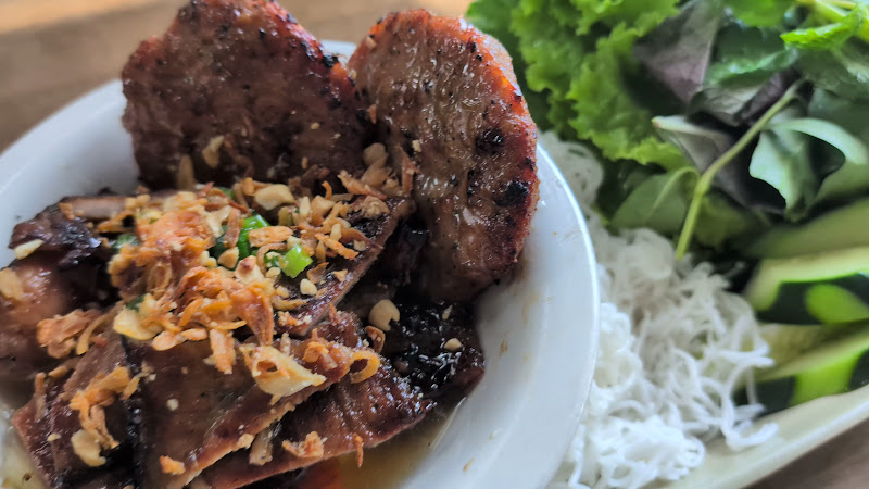 Tay Ho Oakland Restaurant & Bar 2