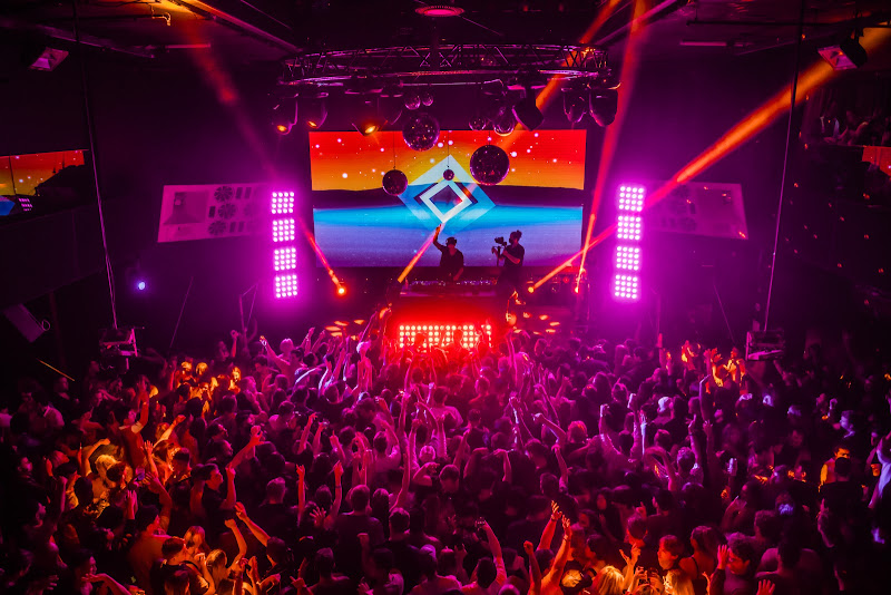 1015 Folsom 1