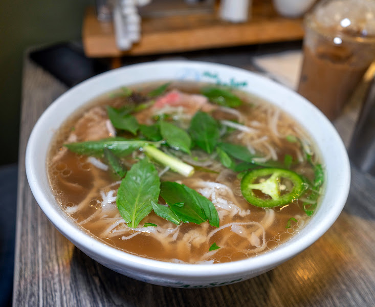 Phở Ao Sen Restaurant 5
