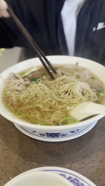 Pho King RESTAURANT 2