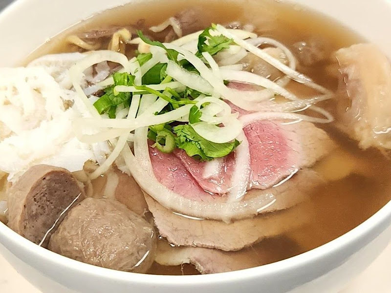 Pho Huyen & Banh Mi 4