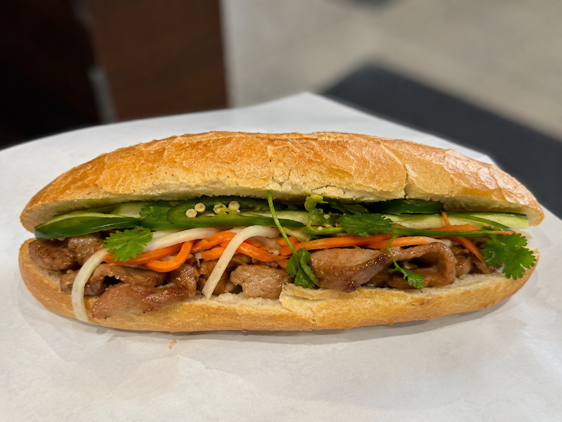 Banh Mi Hi Le 3