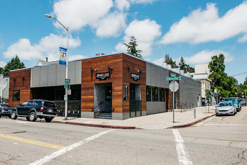 Grand Lake Kitchen - Dimond