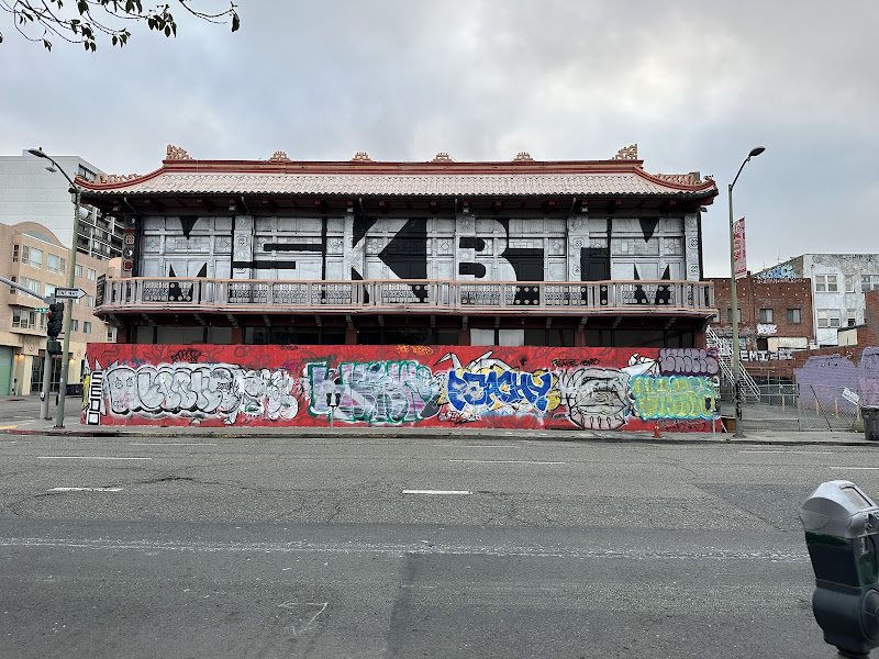 Long Pat Market 3