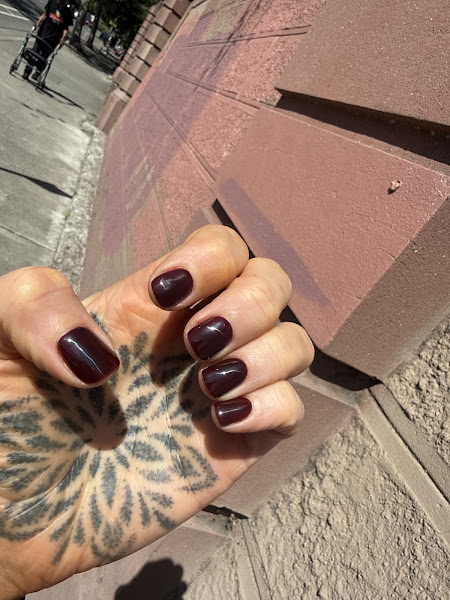 The Lounge Nail Spa 3