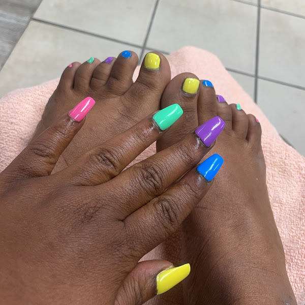 Sun Nails 2