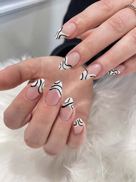 Woodminster Nails 4
