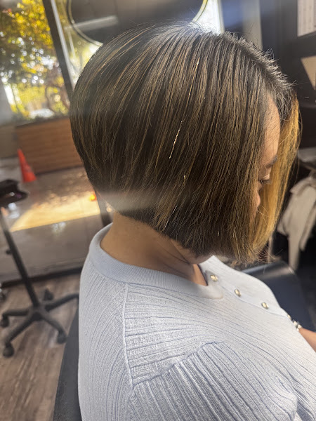 Chic Hair Design 4