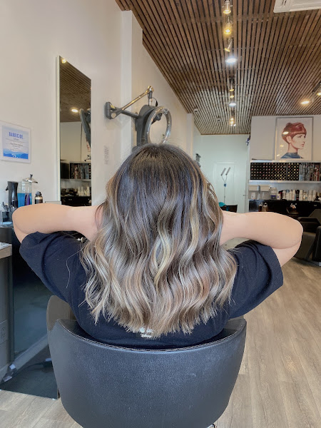 Azura Salon Oakland 4