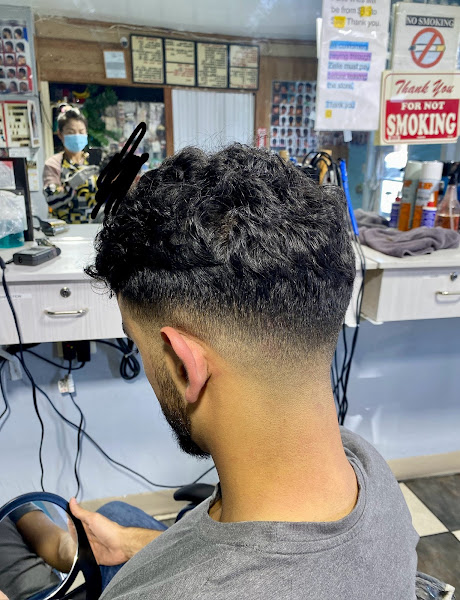 Mani's Hair Salon 2