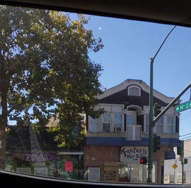 Danny's Hair Studio
