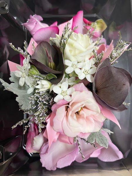 La Nana salon & flowers