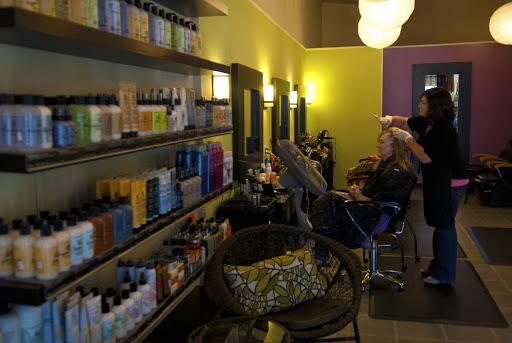 Weeds Salon 3