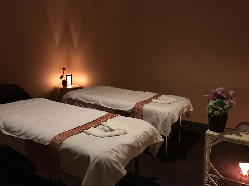 Crystal Island Massage 3