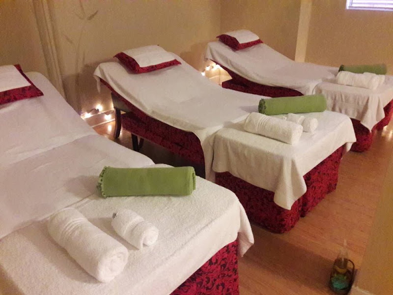 Crystal Island Massage 4