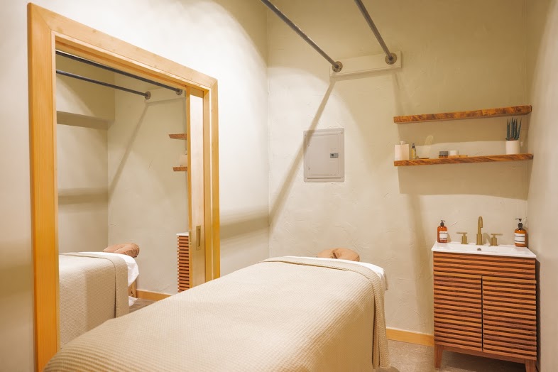 Karen’s spa and massage 4
