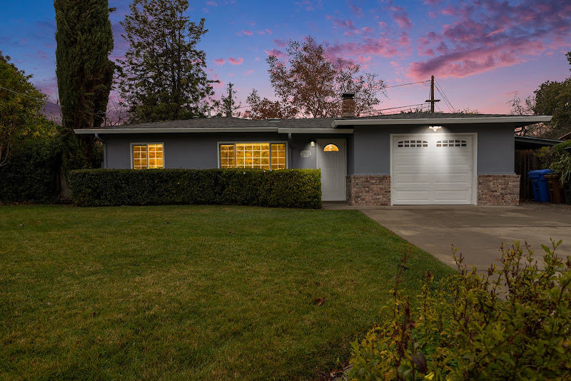 Vivian Ho, REALTOR, eXp Realty - Fast Real Estate 3