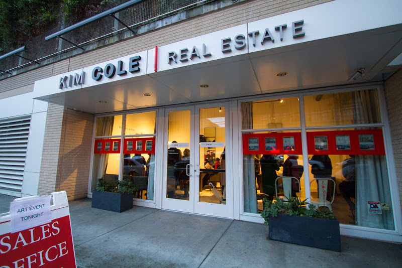 Kayla Viola - REALTOR and Founder of Mirror Real Estate - Residential Real Estate Agent in Concord, CA