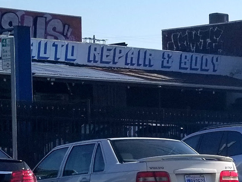 T & T AUTO REPAIR & BODY 3