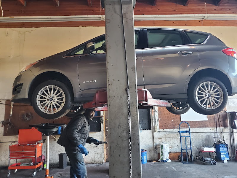 A & A AUTO REPAIR & TIRE SERVICE 2