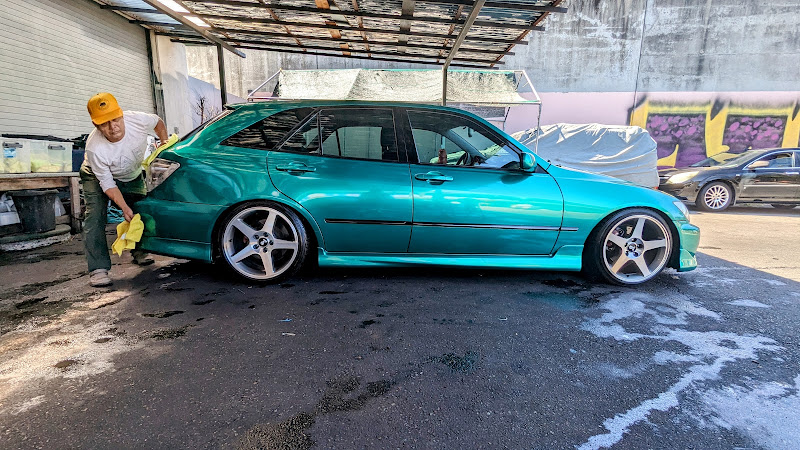 In and Out Auto Detail 2