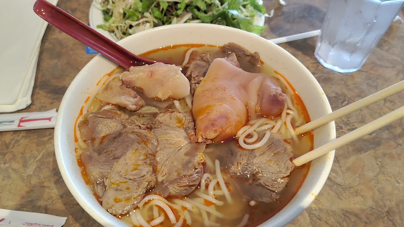Quán Vỹ Dạ Restaurant 2