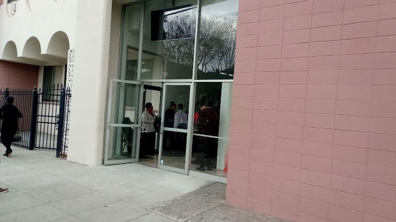 Oakland Market Street Seventh-day Adventist Church 3