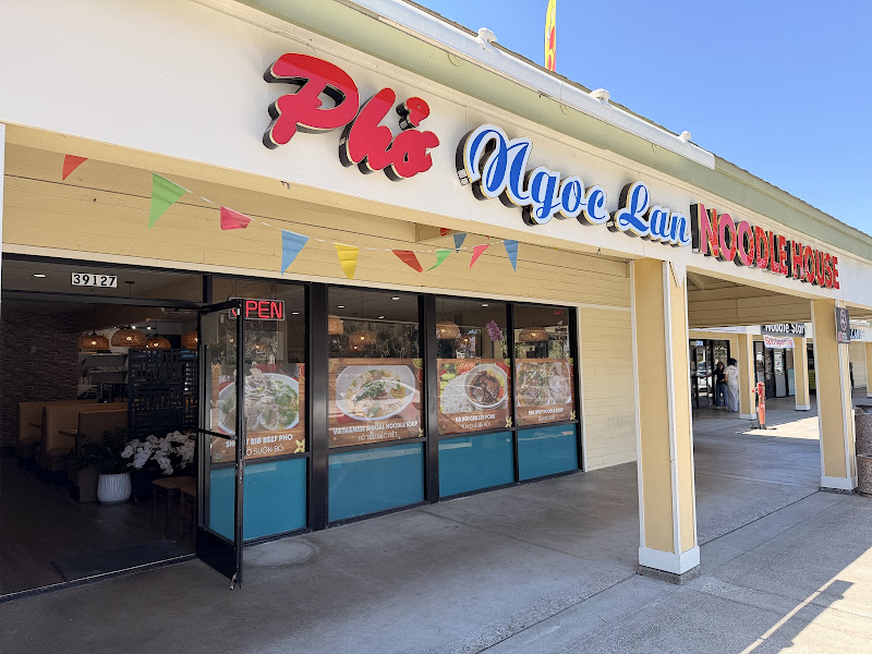 Pho Ngoc Lan Noodle House