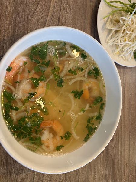 Pho Ngoc Lan Noodle House 3
