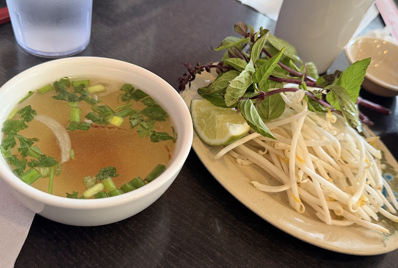 Phở VN Vietnamese Restaurant 3