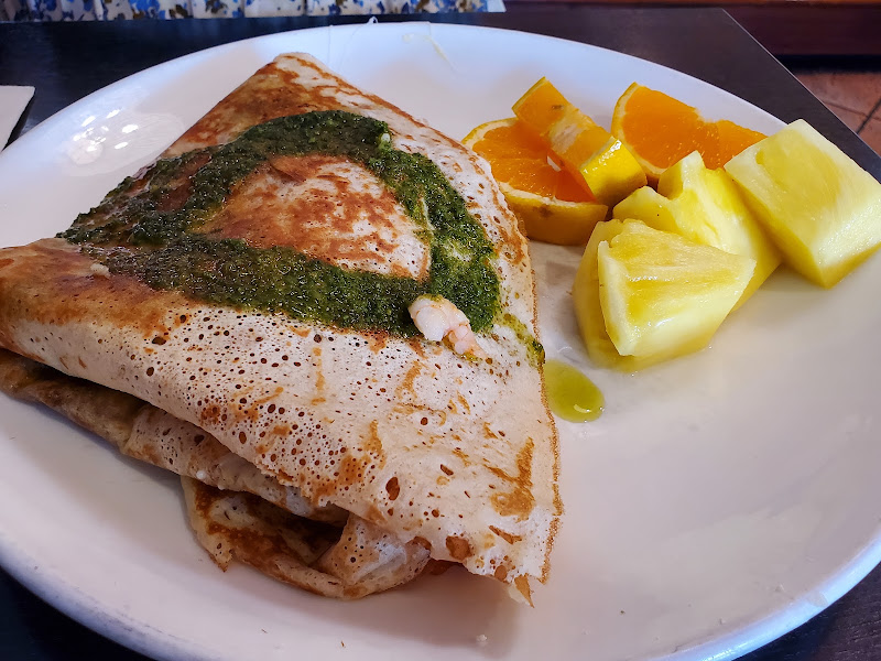 Frodo Joe's Petit Cafe 4