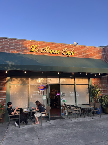 Le Moose Crepe Cafe & Thai Restaurant - Thai Food Fremont | Catering Fremont