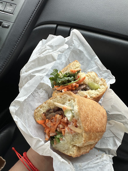 Dinosaurs Sandwiches