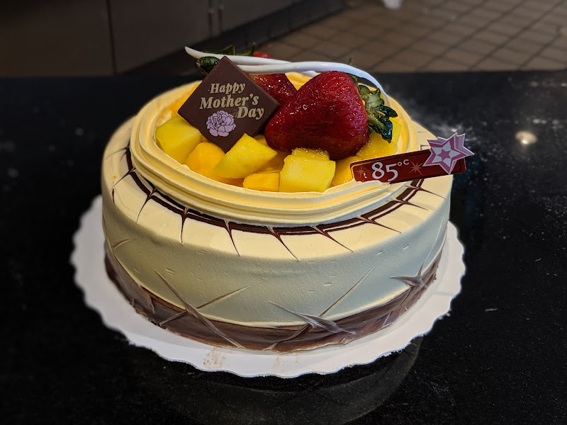 85°C Bakery Cafe- Fremont 3