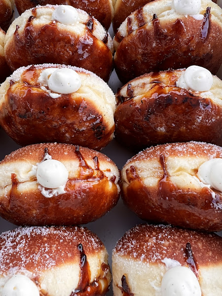 Doughweime Bakery & Café 3