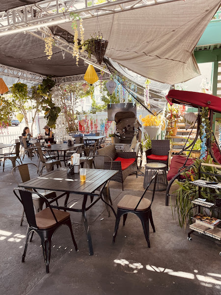 Sai Gon Xua Cafe and Restaurant 1