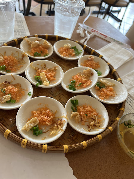 Huong Vy Restaurant 4
