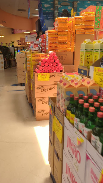 Marina Food Market 2